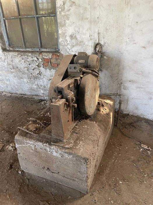 Продам станки б/в для роботи з арматурою