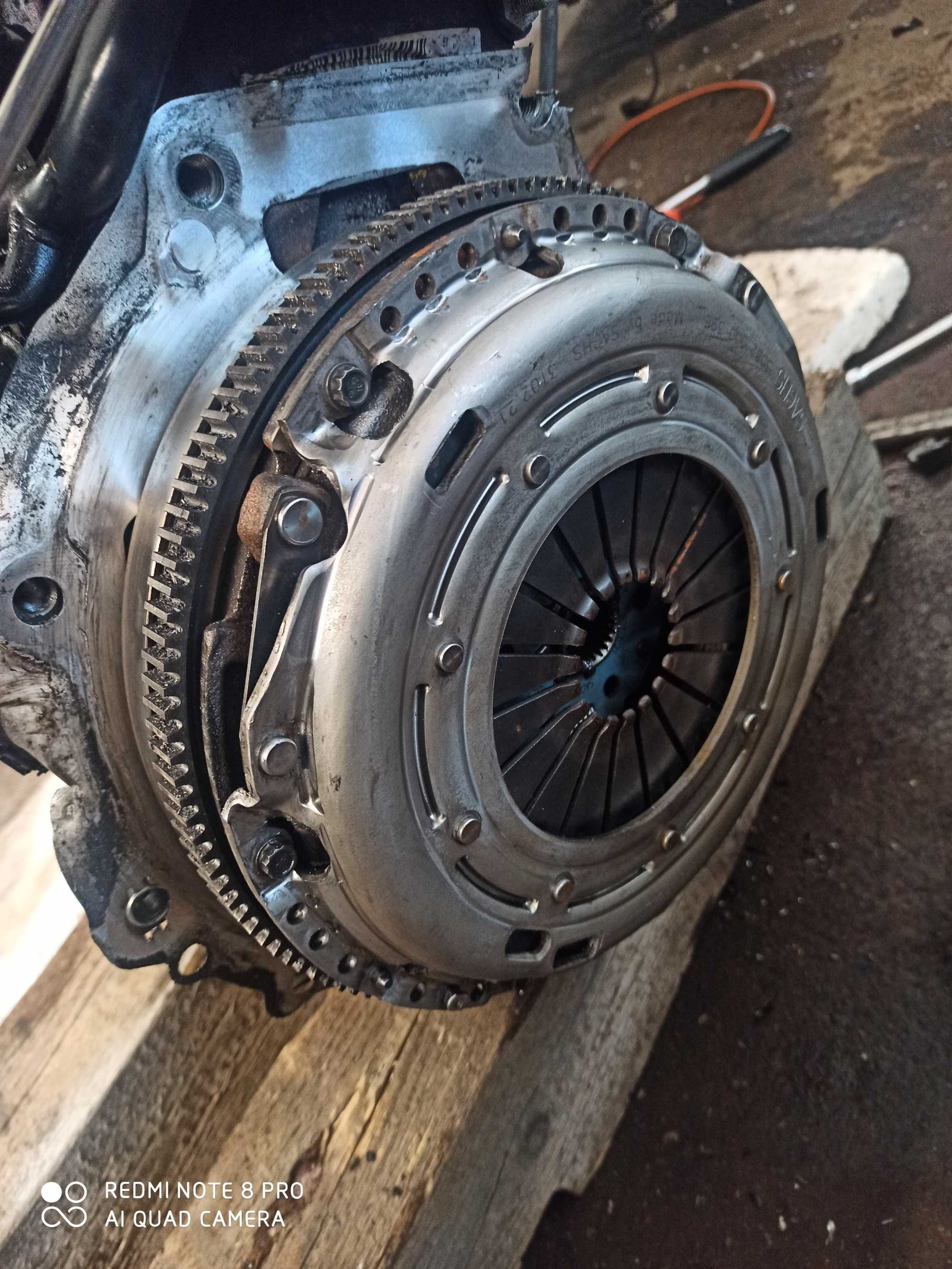 Drzwi skoda octavia kombi 2, oryginał, opony 16 letnie 205/55 r16