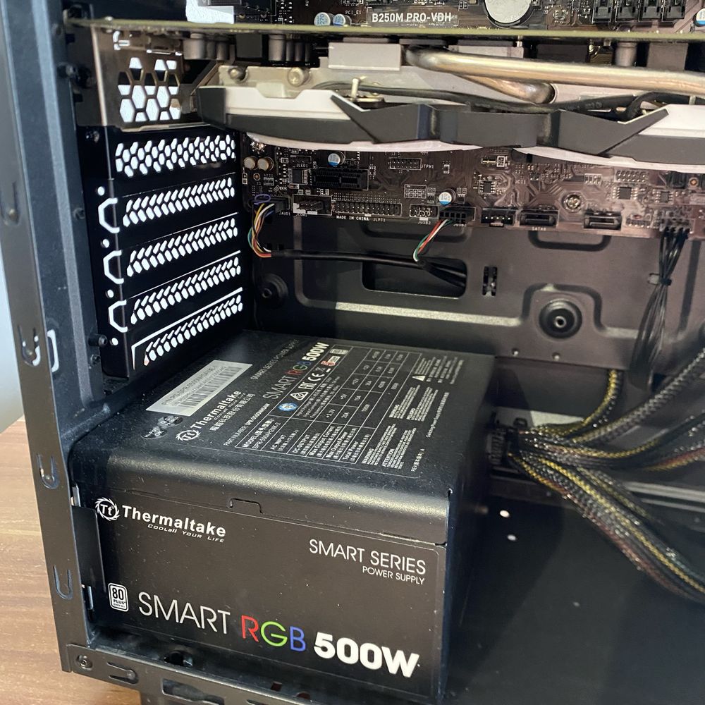 Komputer i5 rx580