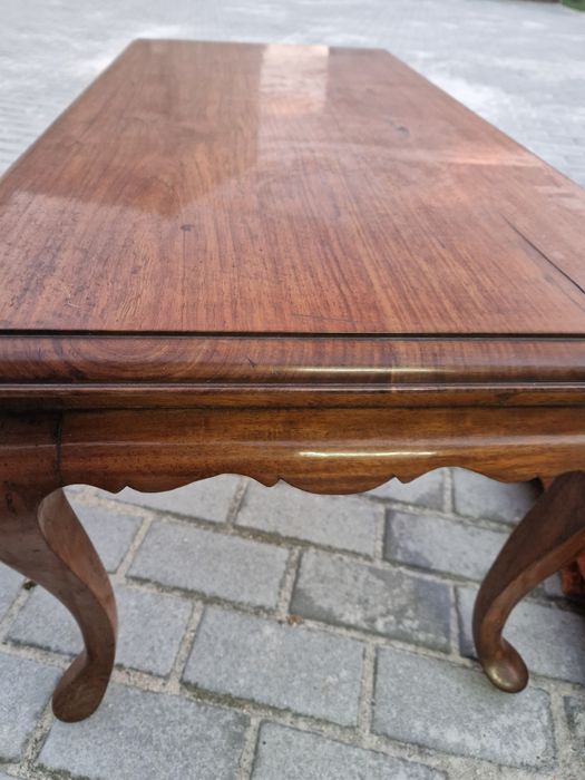 Mesa de centro antiga