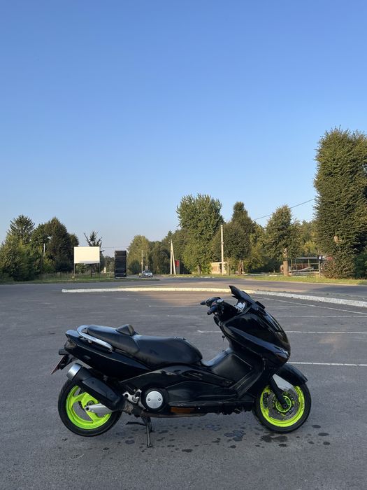Скутер, мотоцикл yamaha t-max 500 (не honda, suzuki)