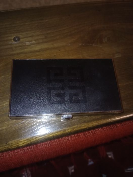 Продам оригинал косметика