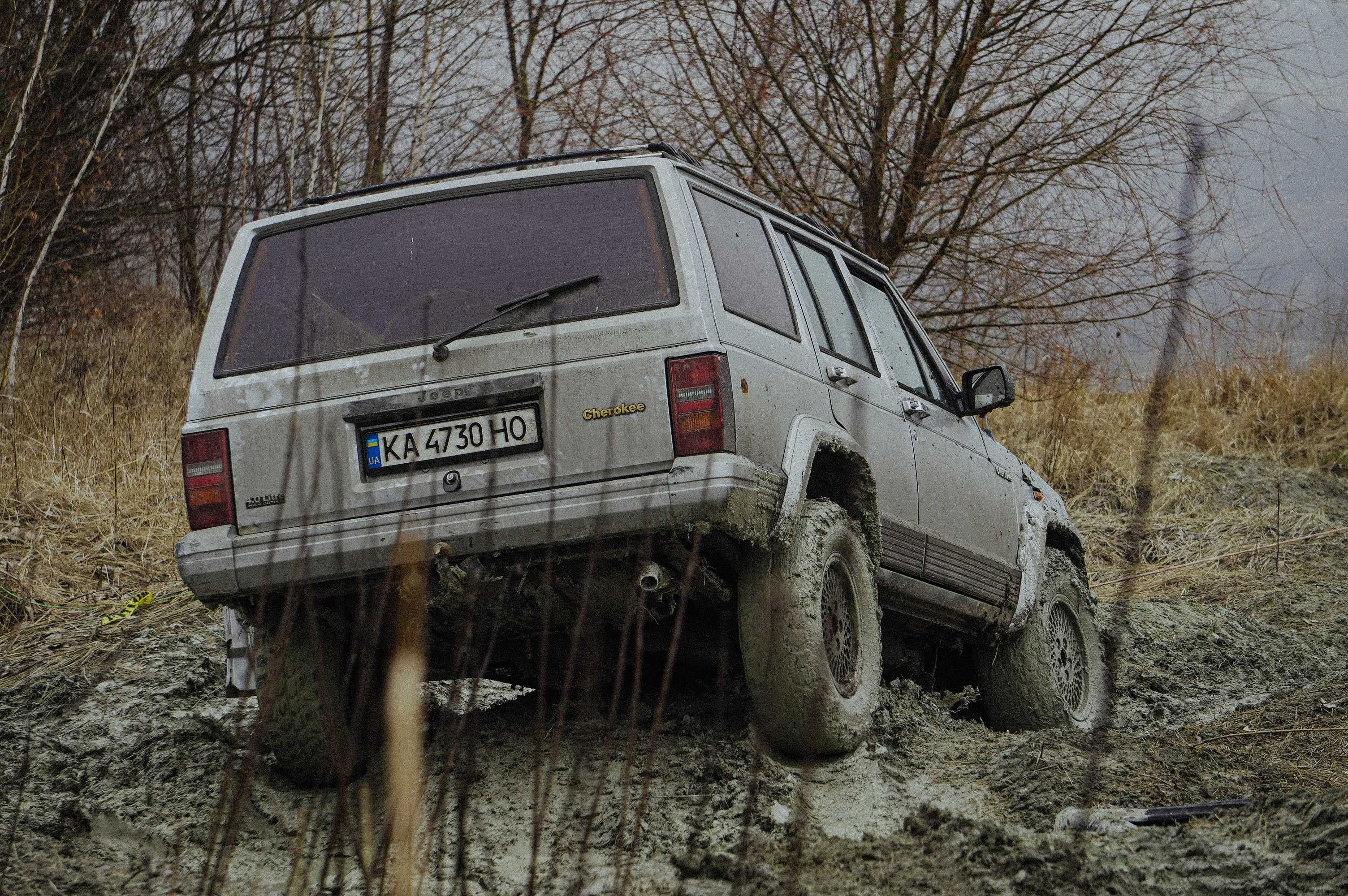 Jeep Cherokee XJ 4.0i AT 4WD 1992