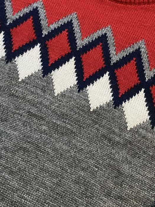 Свитер на рост 122-128