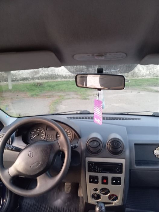 Продаю Рено логан  мсв