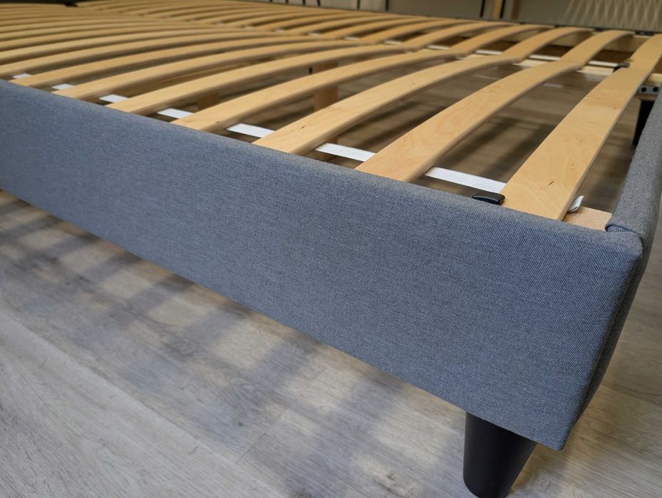 Cama continental SÄBÖVIK IKEA 160x200cm S/ COLCHÃO