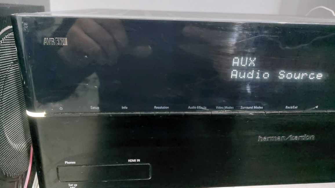 Harman Kardon avr 370 ресивер  bluetooth невеликий дефект