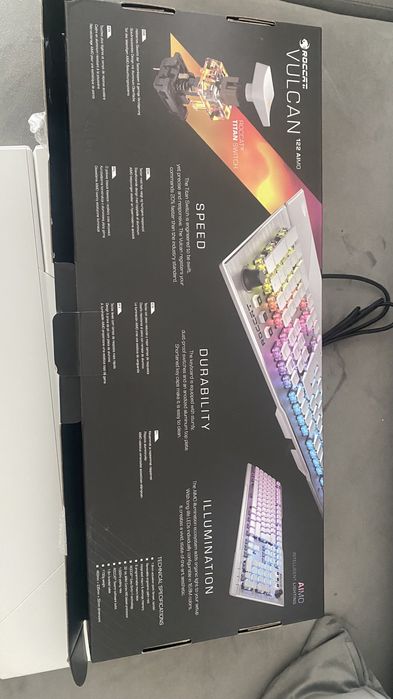 Klawiatura mechaniczna gamingowa ROCCAT Vulcan 122 AIMO Tactile