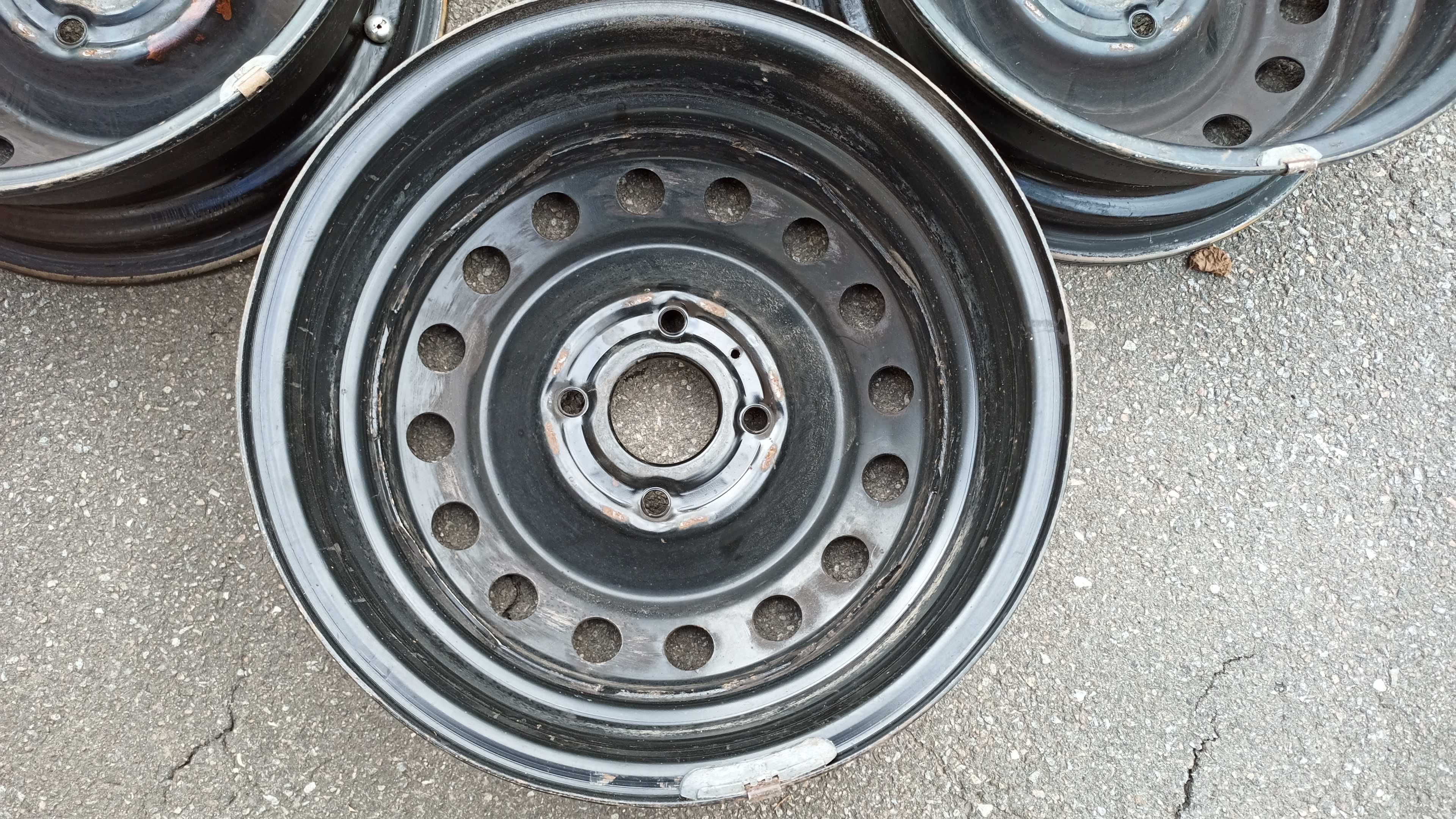 Диски NISSAN 4x114,3 r15 6j et45 dia66.1