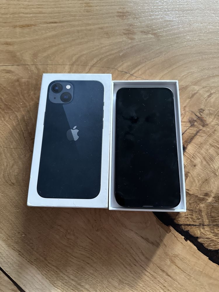 Продам iPhone 13 на 128