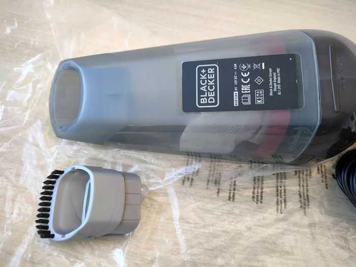 Пилосос автомобільний Black+Decker NVB12AV