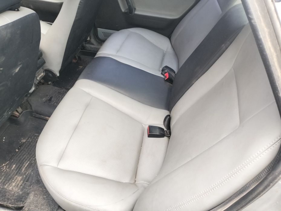 Салон ваз 2110,2111,2112 перетягнутий дермантином