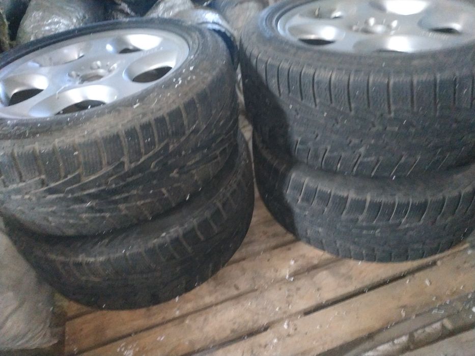 Продам зимову гуму nokian hakkapeliitta 285/50R20