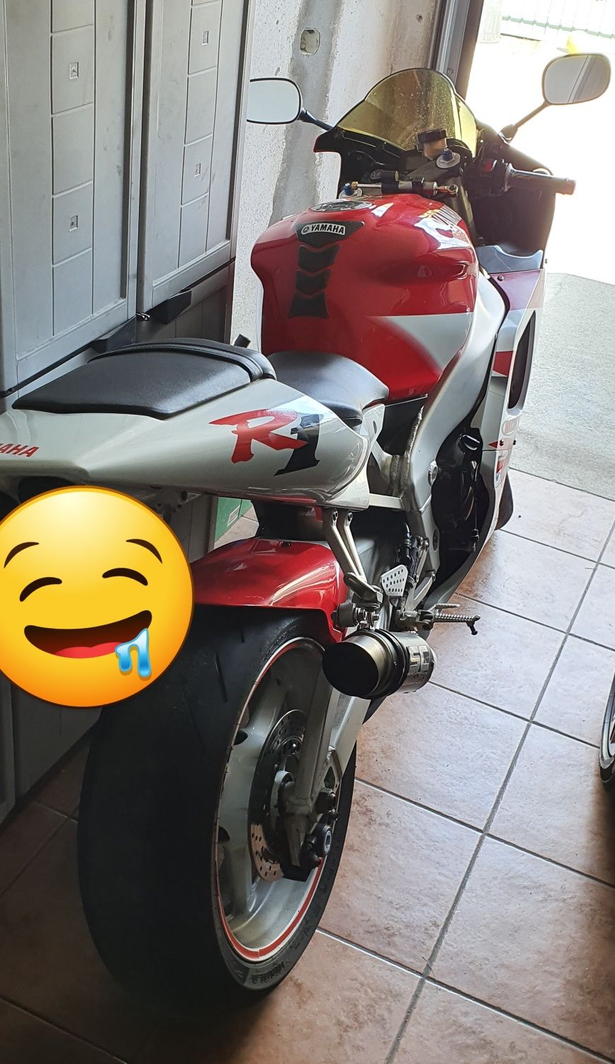 Vendo  yamaha R1