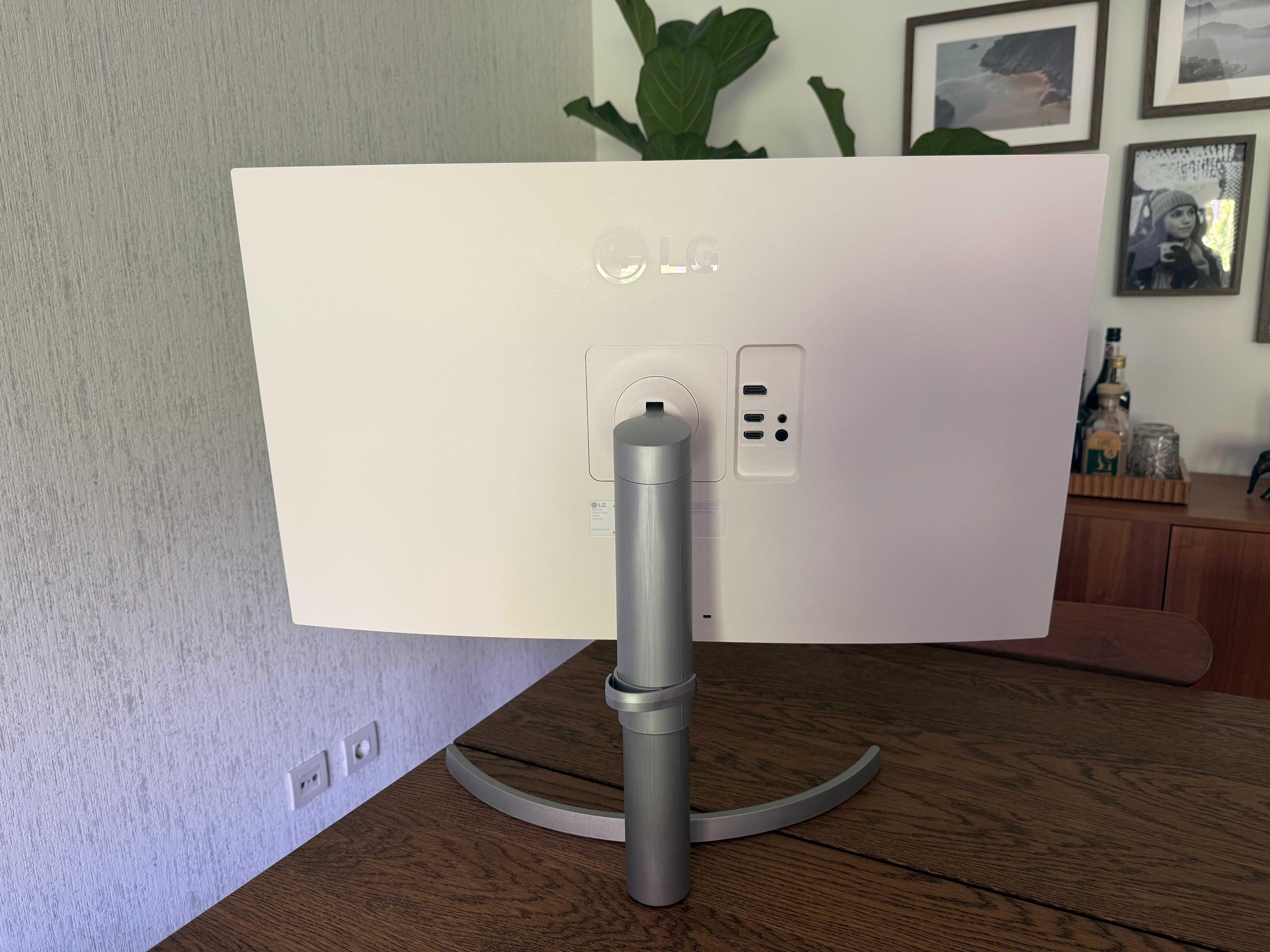 Monitor LG 32” 4K UHD UltraFine | Ótimo estado