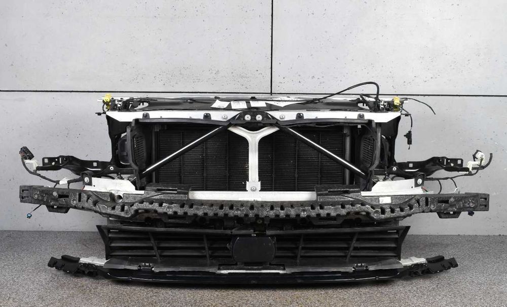 BMW 5 G30 G31 Комплектная панель радиатор вентилятор разборка