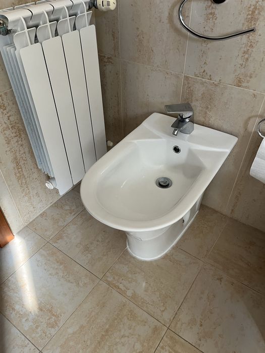 Duas sanitas + 2 bidés