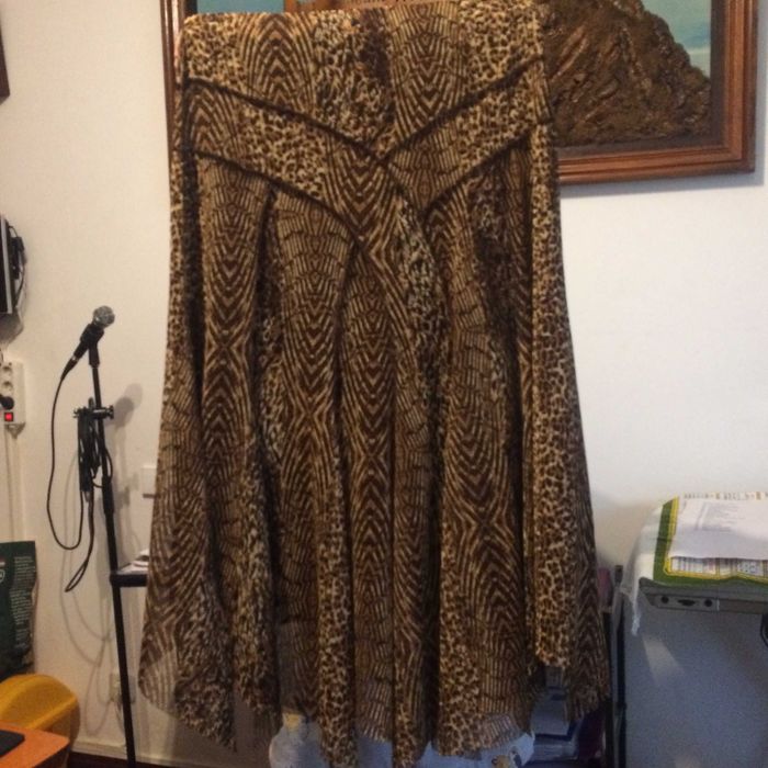 Saia chiffon longa.