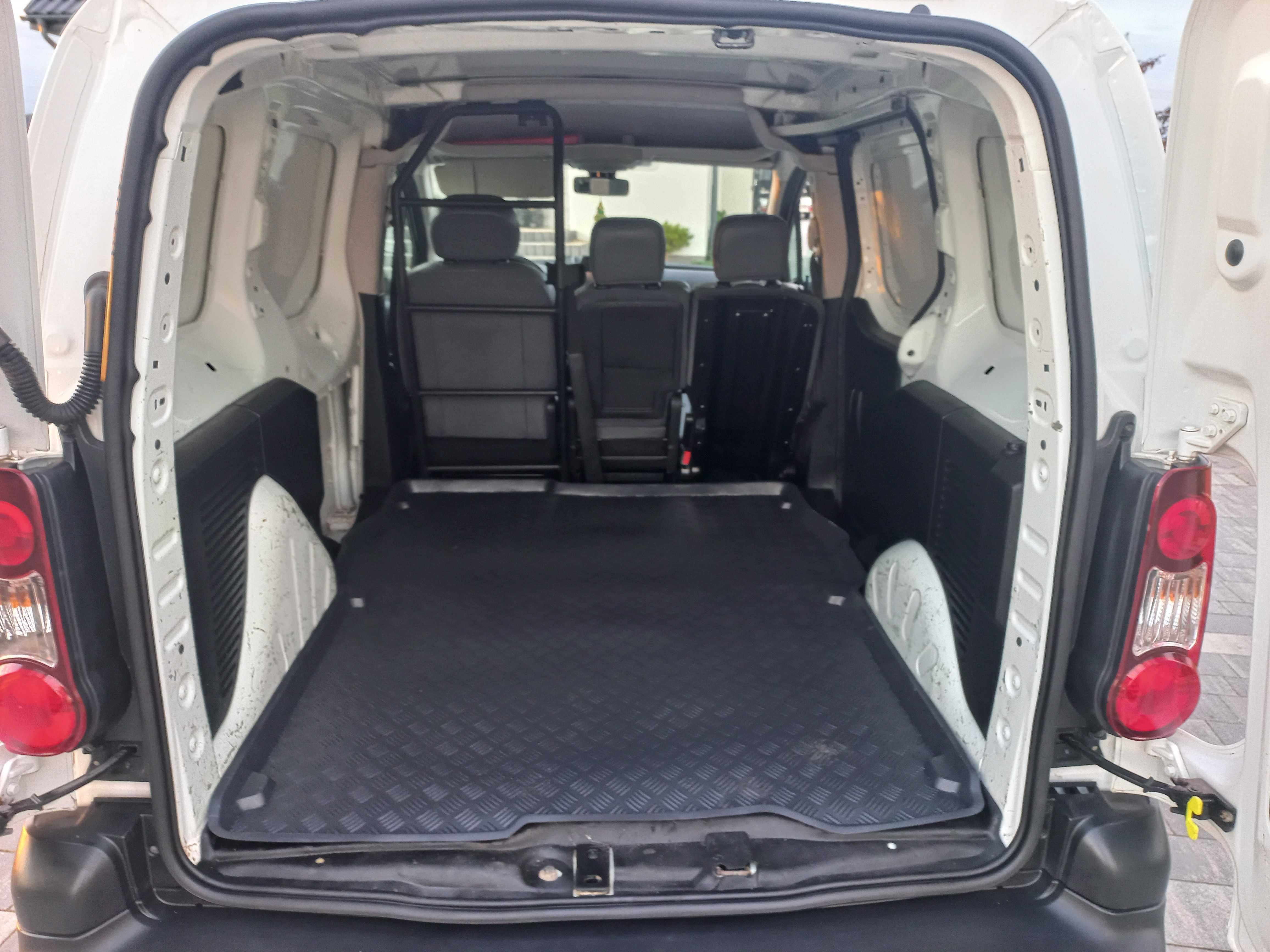 Citroen Berlingo 1.6hdi 120km 3 osobowy 2016rok Serwis Rozrządu