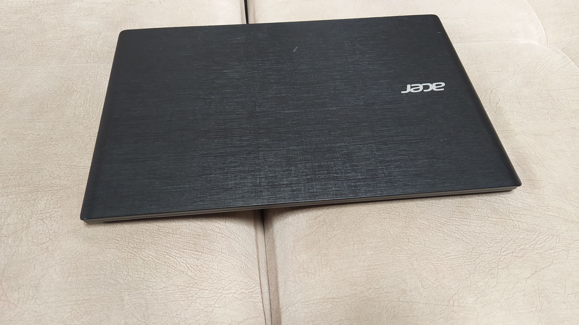 Acer 17.3"  Full HD/i5-6200/12RAM/SSD128Gb+HDD 1TB/Nvidia 940M 2Gb