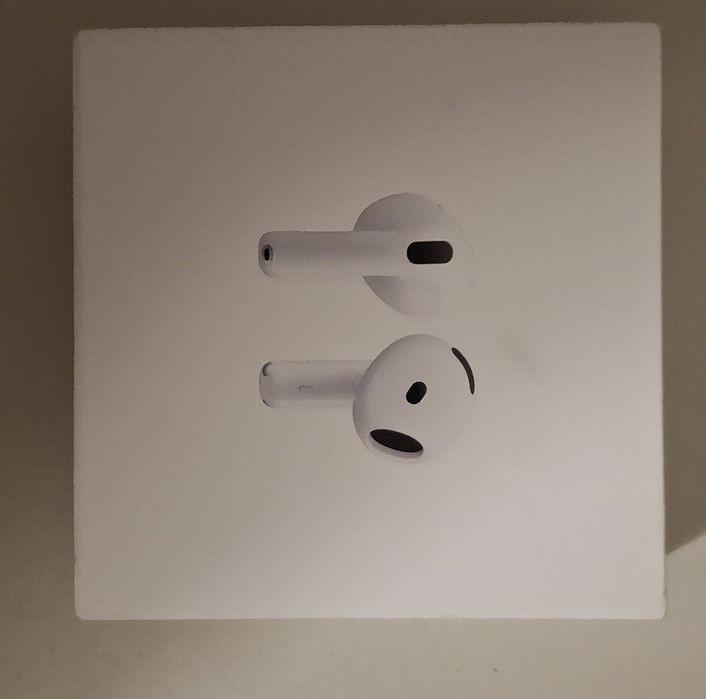 Airpods 4 APPLE (In Ear - Microfone - Active Noise Cancelling - Branco