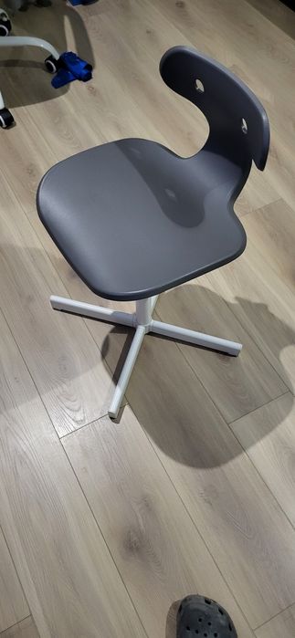 Sprzedam krzesło do biurka ikea