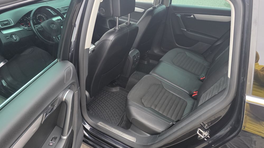 Volkswagen Passat B7 2.0TDI DSG Highline 2011