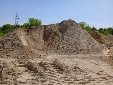 Sprzedam gruz, kruszywo,piasek, szlake, oddam drewno, gruz z rozbiórki