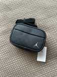 Сумка через плече Jordan Monogram Black ОРИГІНАЛ!!!