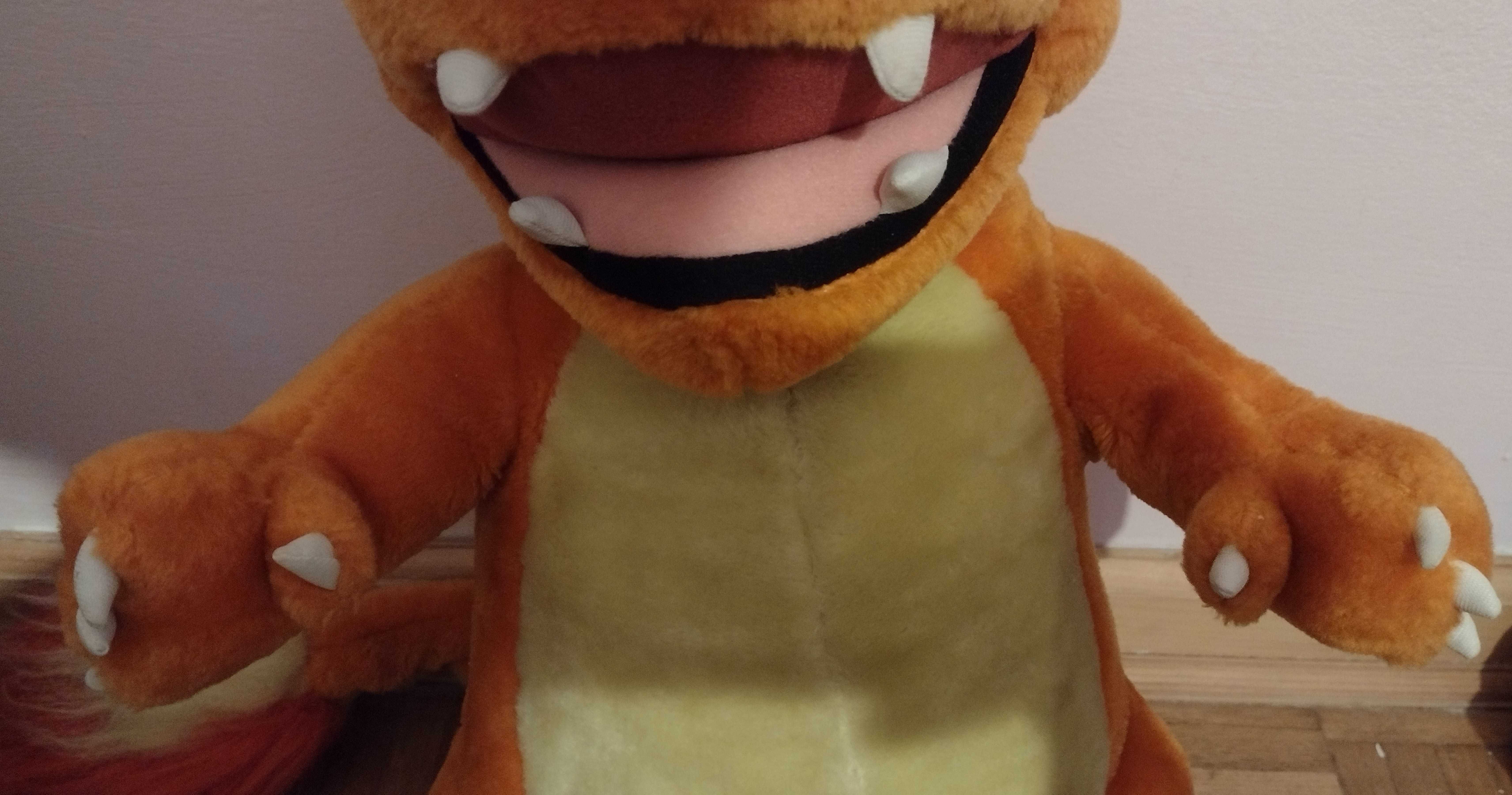 Vintage Nintendo Pokemon Jumbo 20” Charmander Plush 1998