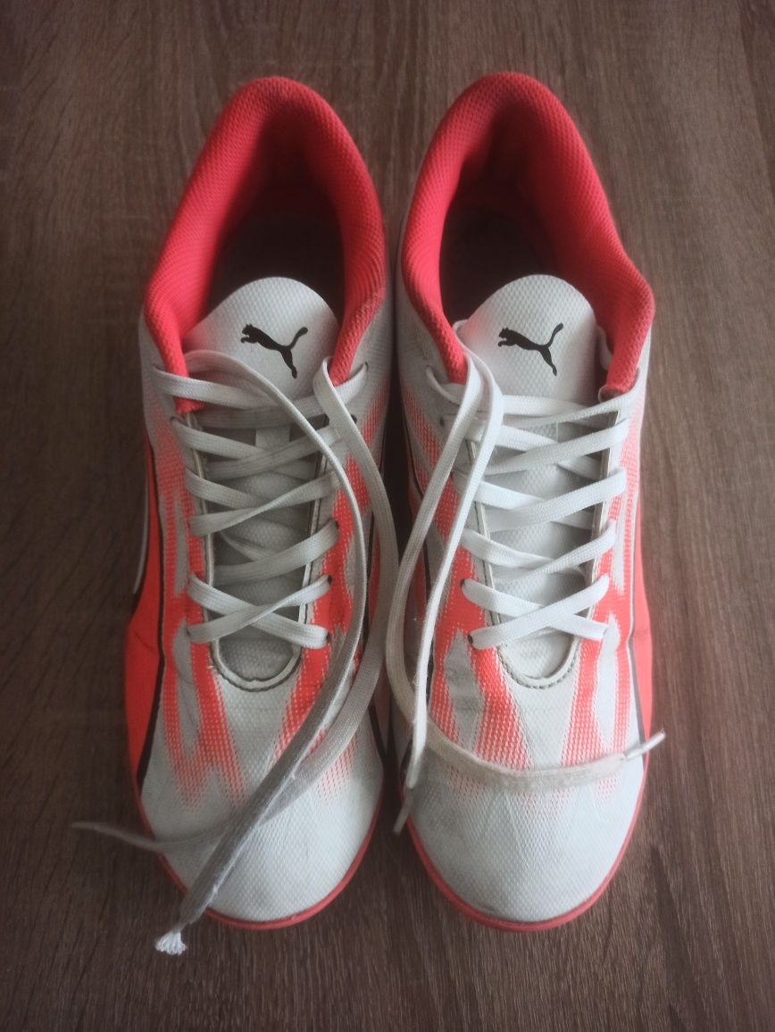 Buty puma korki rozm 41