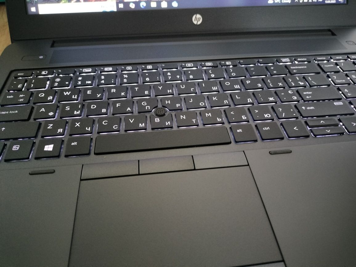 Графічний HP ZBook 15 G3, i7-6700HQ, 8Gb DDR4, 256Gb NVMe, W5170 2Gb