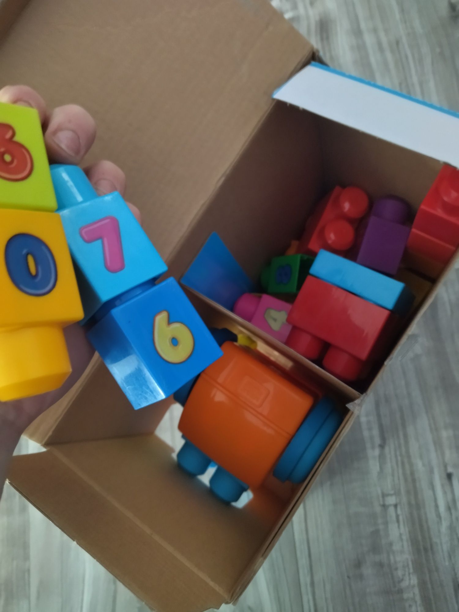 Klocki mega bloks żyrafa licz i jedź Fisher Price