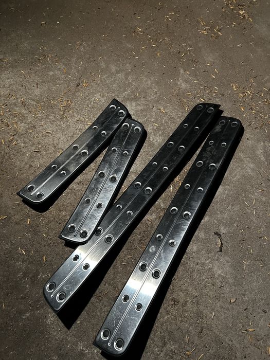 Lexus is200 nakladki progi Sport