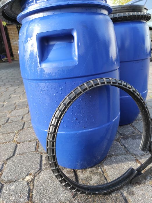 Beczka 30 i 60 l Plastikowa z Obejmą. Szczelna