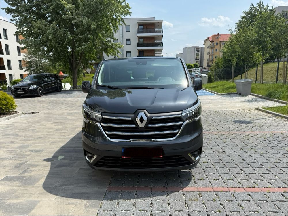 Wynajem busa 9 osobowy Renault Trafic Lipno, Sierpc, Włocławek, Rypin