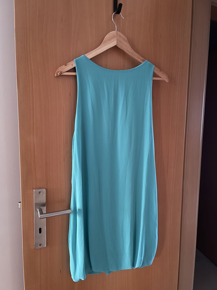 Vestido de verão verde menta