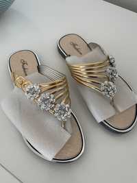 Sandalias femininas novas