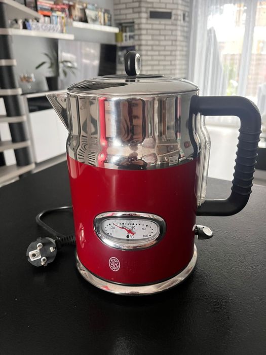 Czajnik elektryczny Russel Hobbs