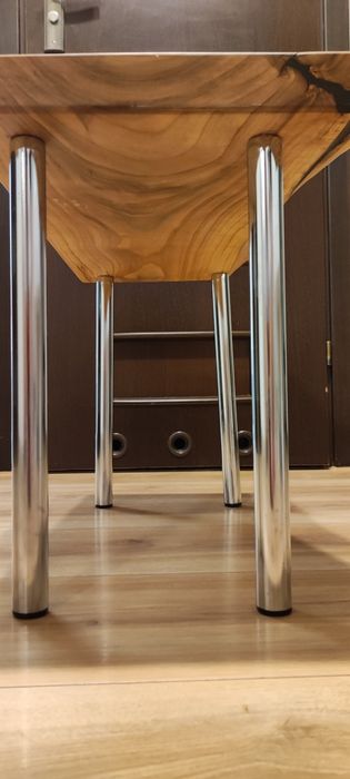 Stolik kawowy drewniany trześniowy olejowany blat