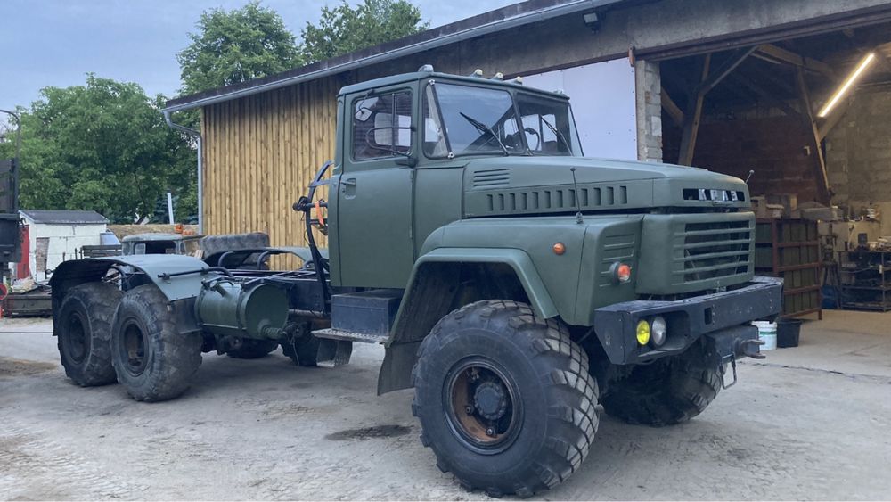 Kraz 260 wojskowy pojazd terenowy kamper 6x6