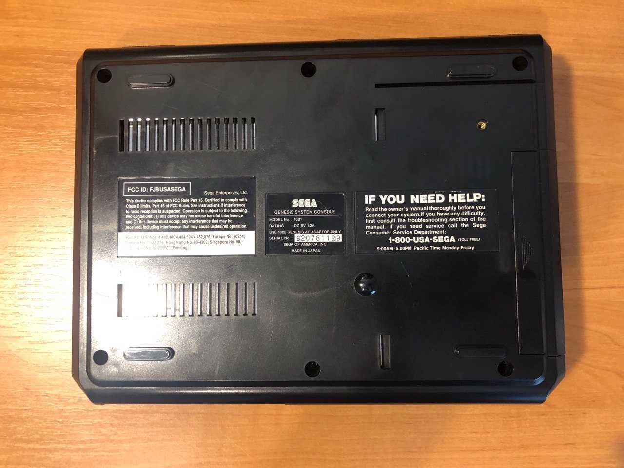 Sega Genesis Model 1 + аксесуари + гра Madden — оригінал!