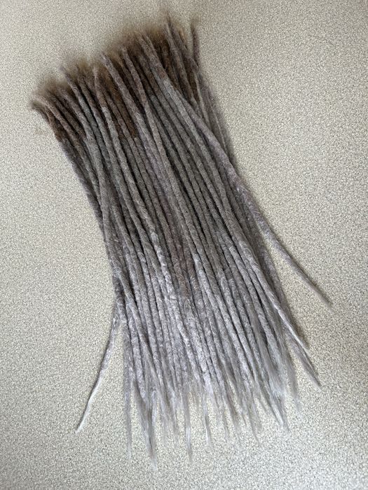 Dredy syntetyczne dreads dreadlocks 57 szt 40-50 szydelkowane recznie