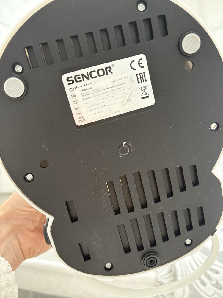 Кава варка крапельна Sencor SCE2001WH