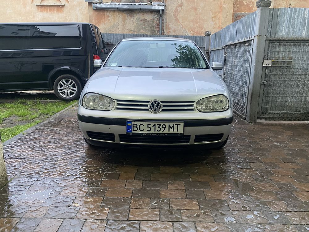 Volkswagen Golf 4 1.4 газ бензин