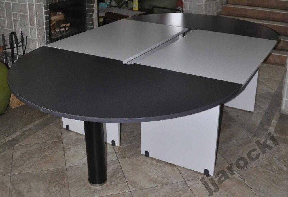 Jedyny w swoim rodzaju stół konferencyjny