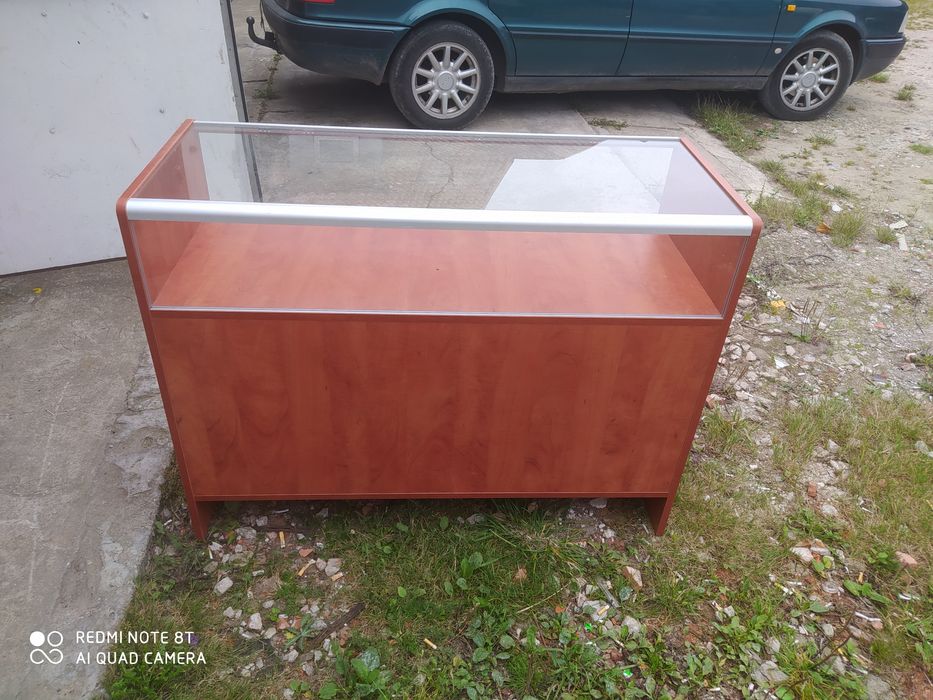 Lada  sklepowa uzywana