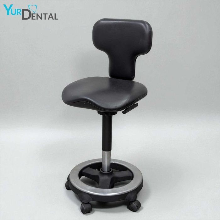 Стоматологічні стільці. Різні фото 8 штук.