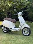 Vespa Primavera 125