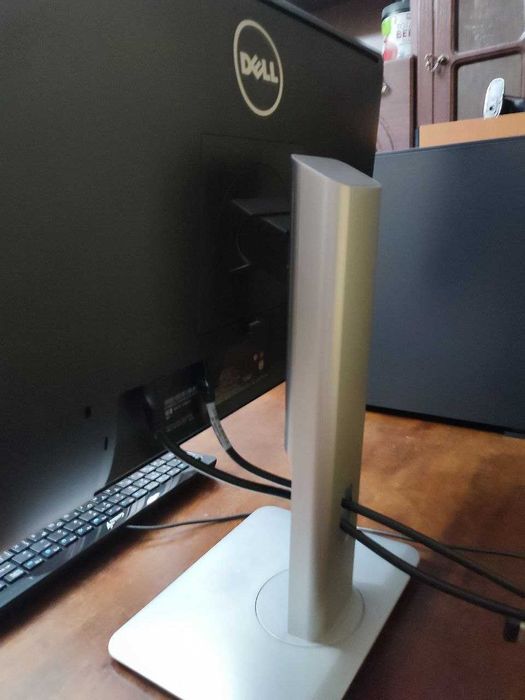 Якісний монітор Dell P2314H Professional